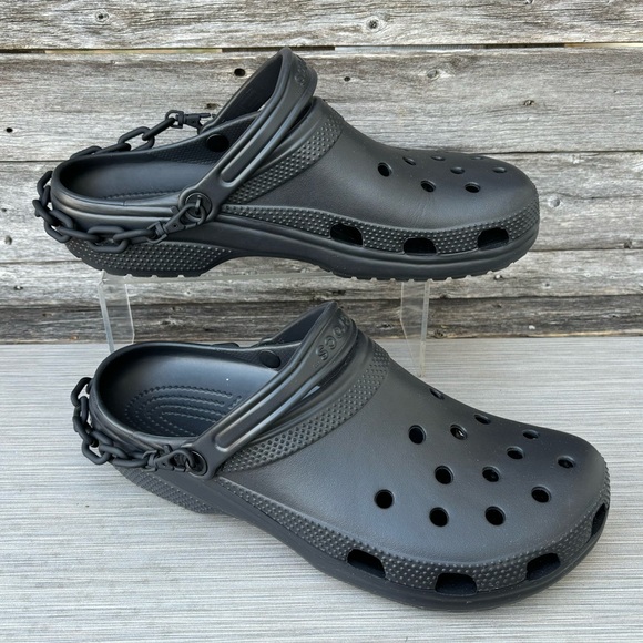 CROCS Classic Chain Clogs / Ms-Sz 13 - Picture 1 of 9